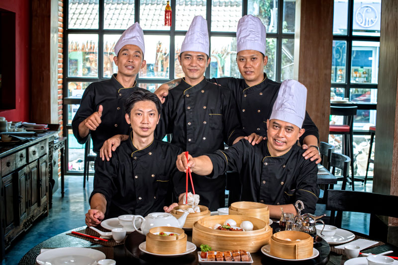 Golden Monkey Executif Chef